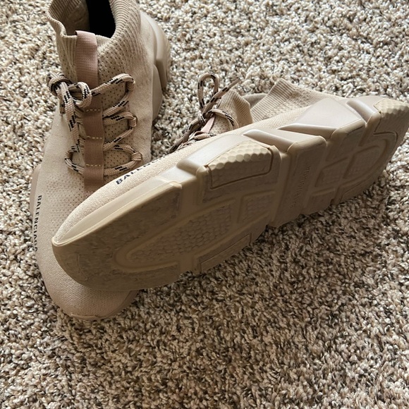 Balenciaga lace up size 10 worn once - Picture 2 of 3